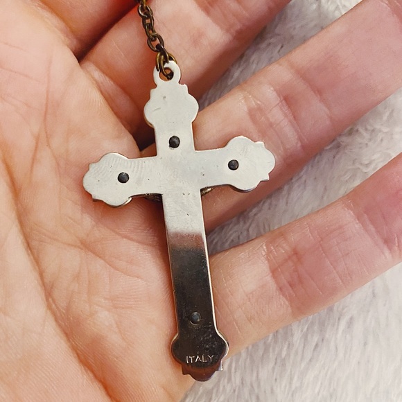 SOLD Antique Vampire Red Glass Rosary - Picture 8 of 8